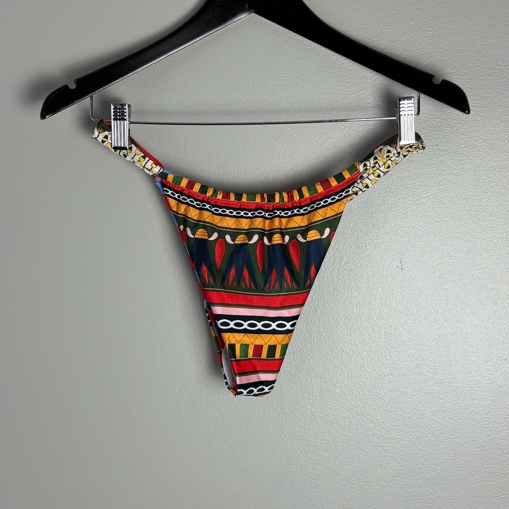 Agua Bendita Elsa Multicolor High‎ Cut Patterned Reversible Bikini Bottom Medium